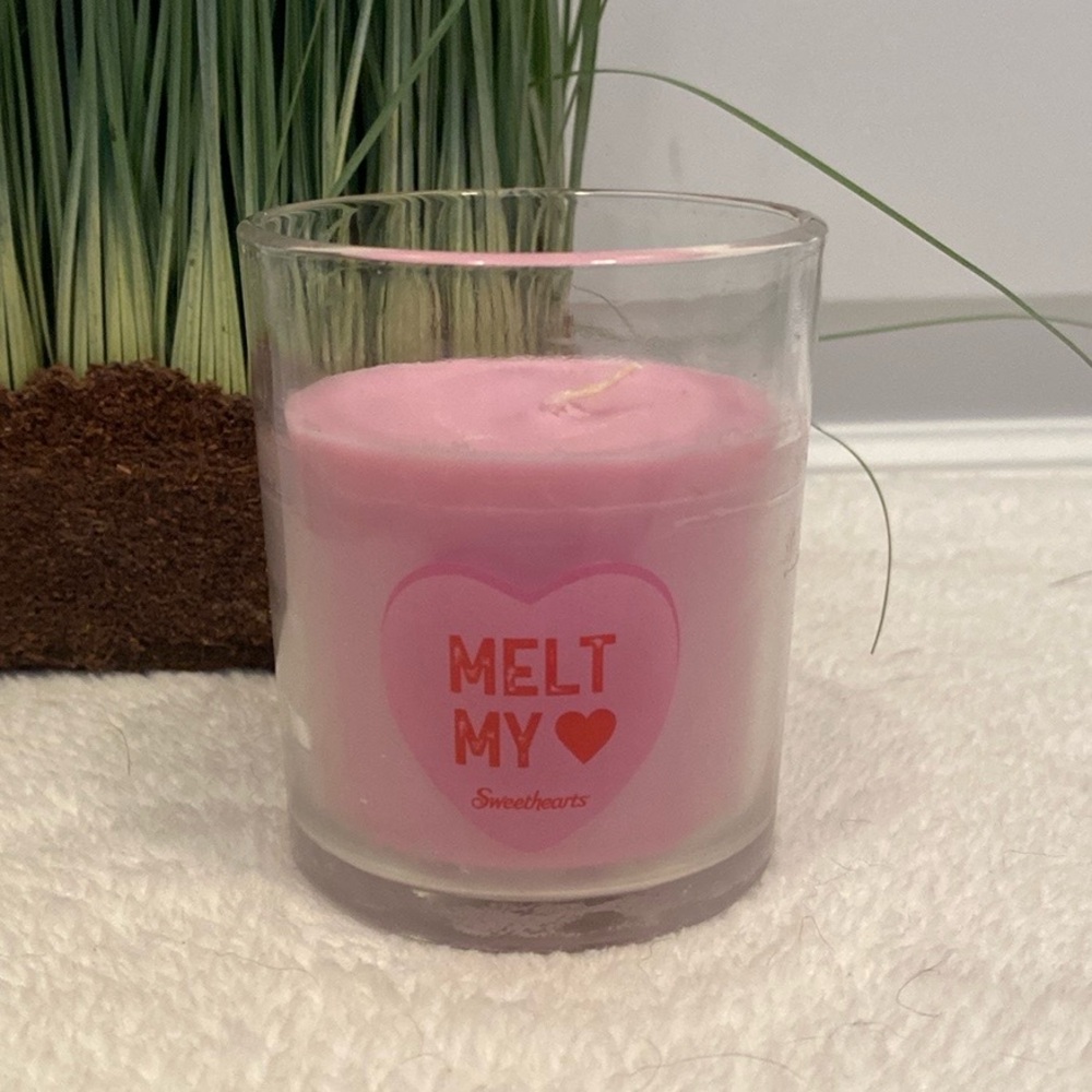 🆕SWEETHEARTS- Pink Votive Candle “ Melt my ❤️”- 3 oz